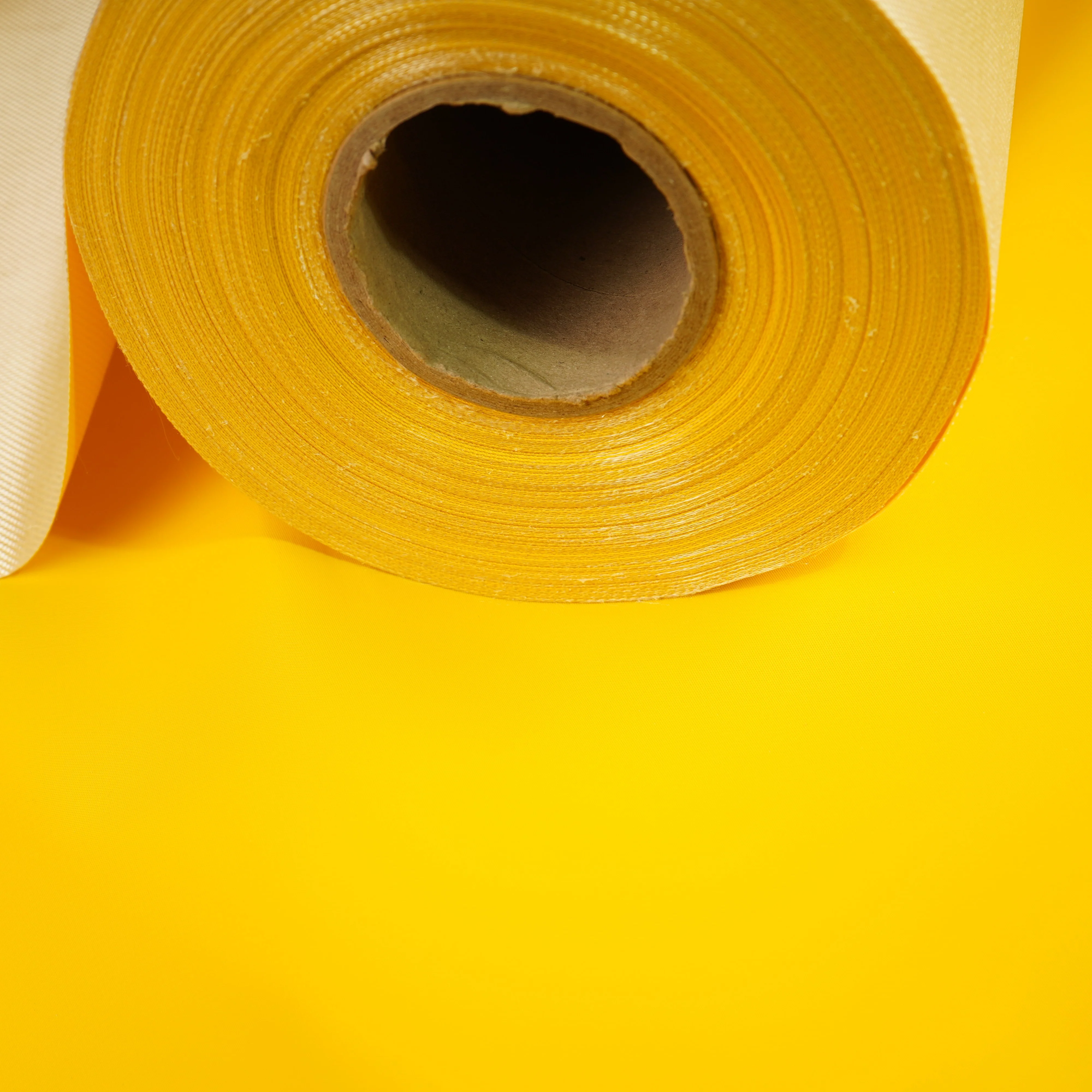 560 GSM Single Side Coated PVC Fabric Yellow 1.37 - Image 4