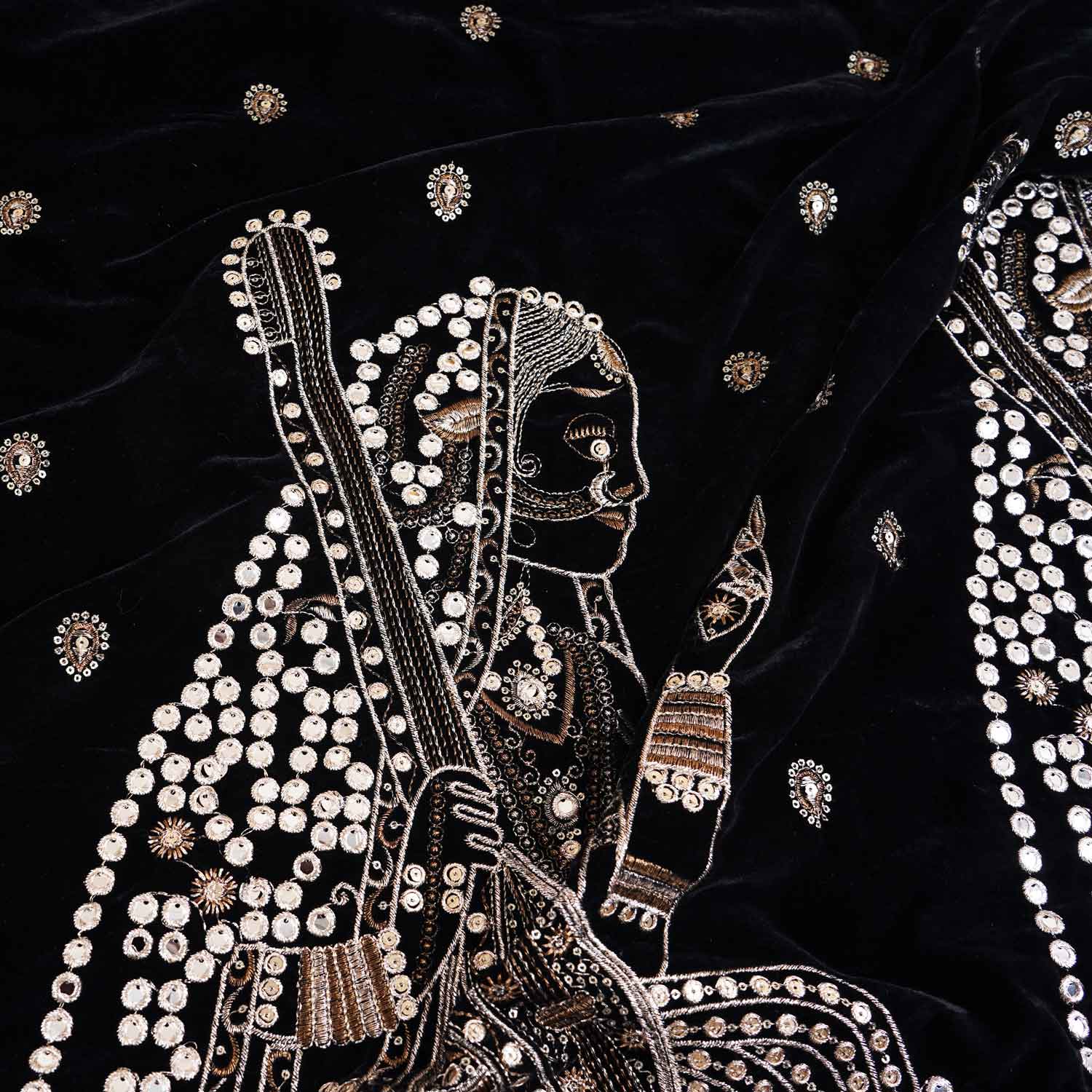 Black Embroidery Velvet Fabric JD-28969 - Image 3