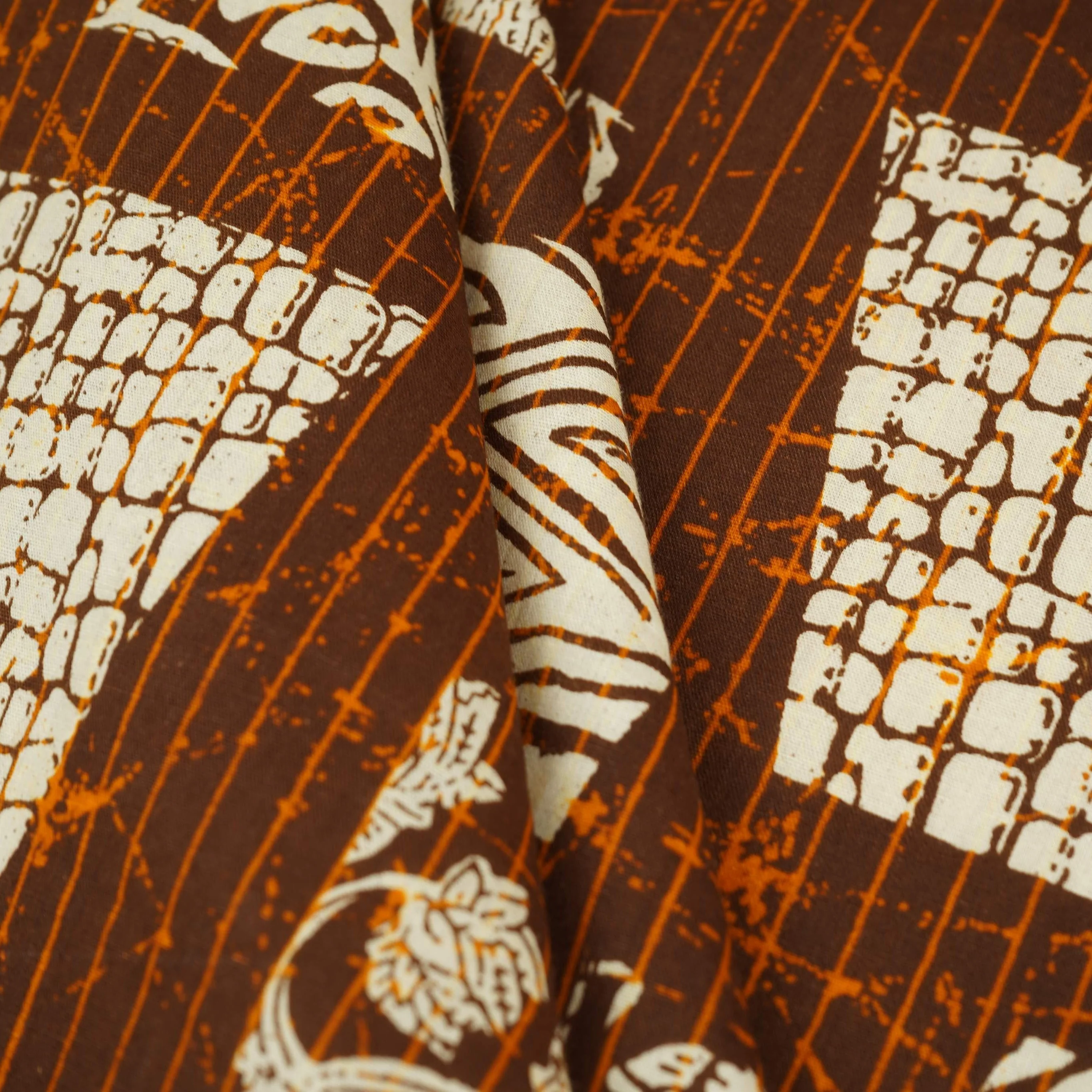 Brown & White Batik Print Cotton Fabric OG-30322 - Image 4