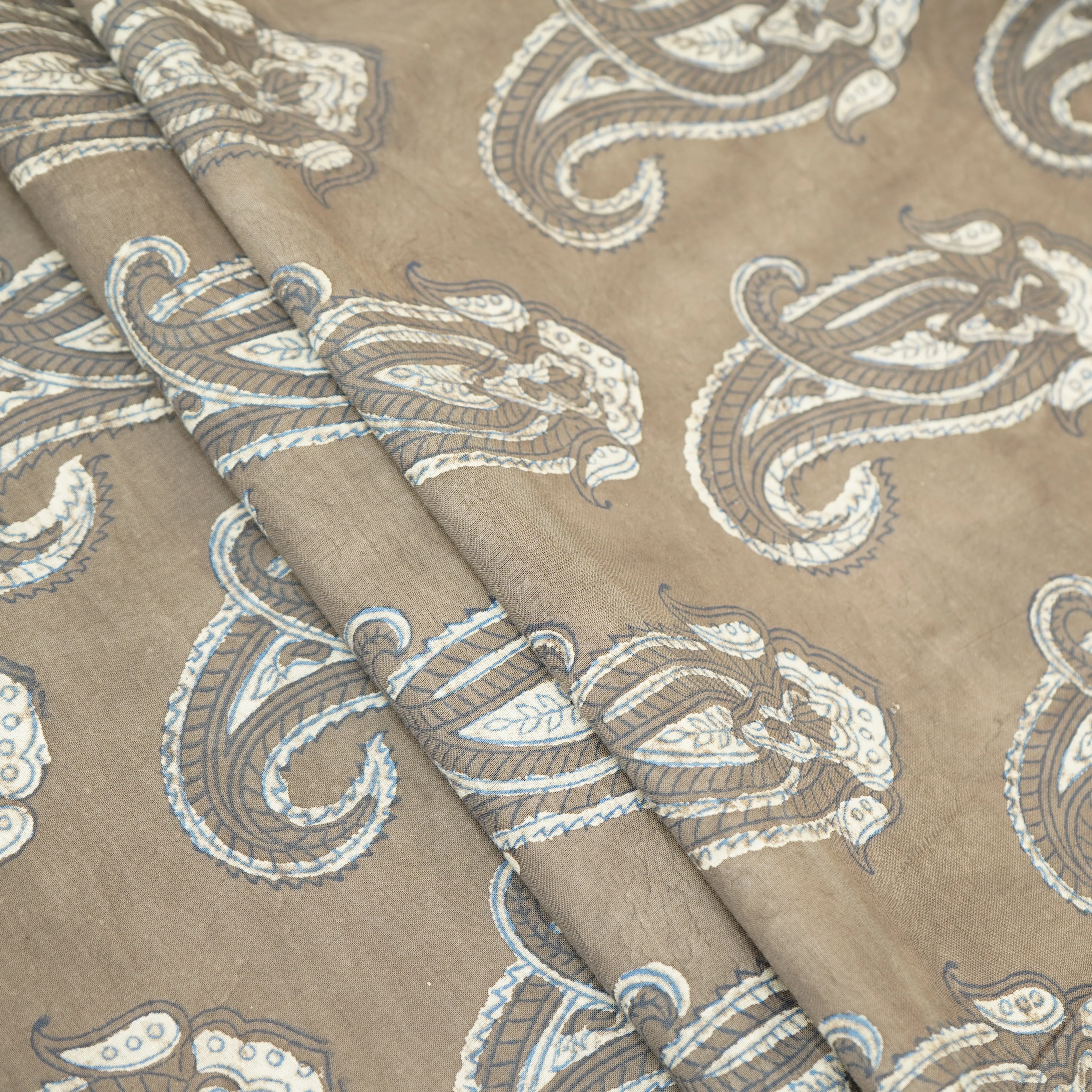 Brown Paisley Print Cotton Fabric CH-29765 - Image 4
