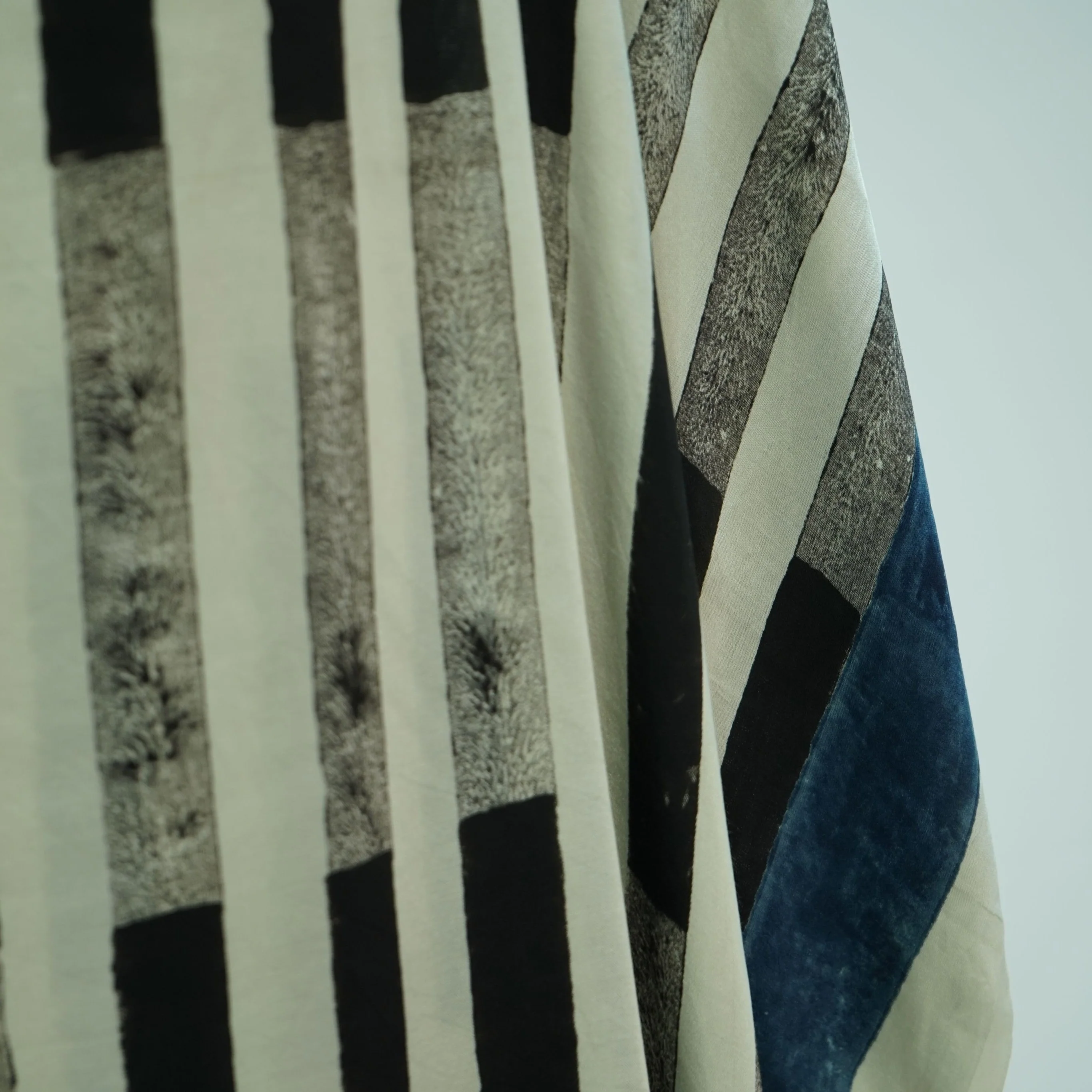 Cream with Black Stripes print Modal Silk Kaftan EEG-31640 - Image 3