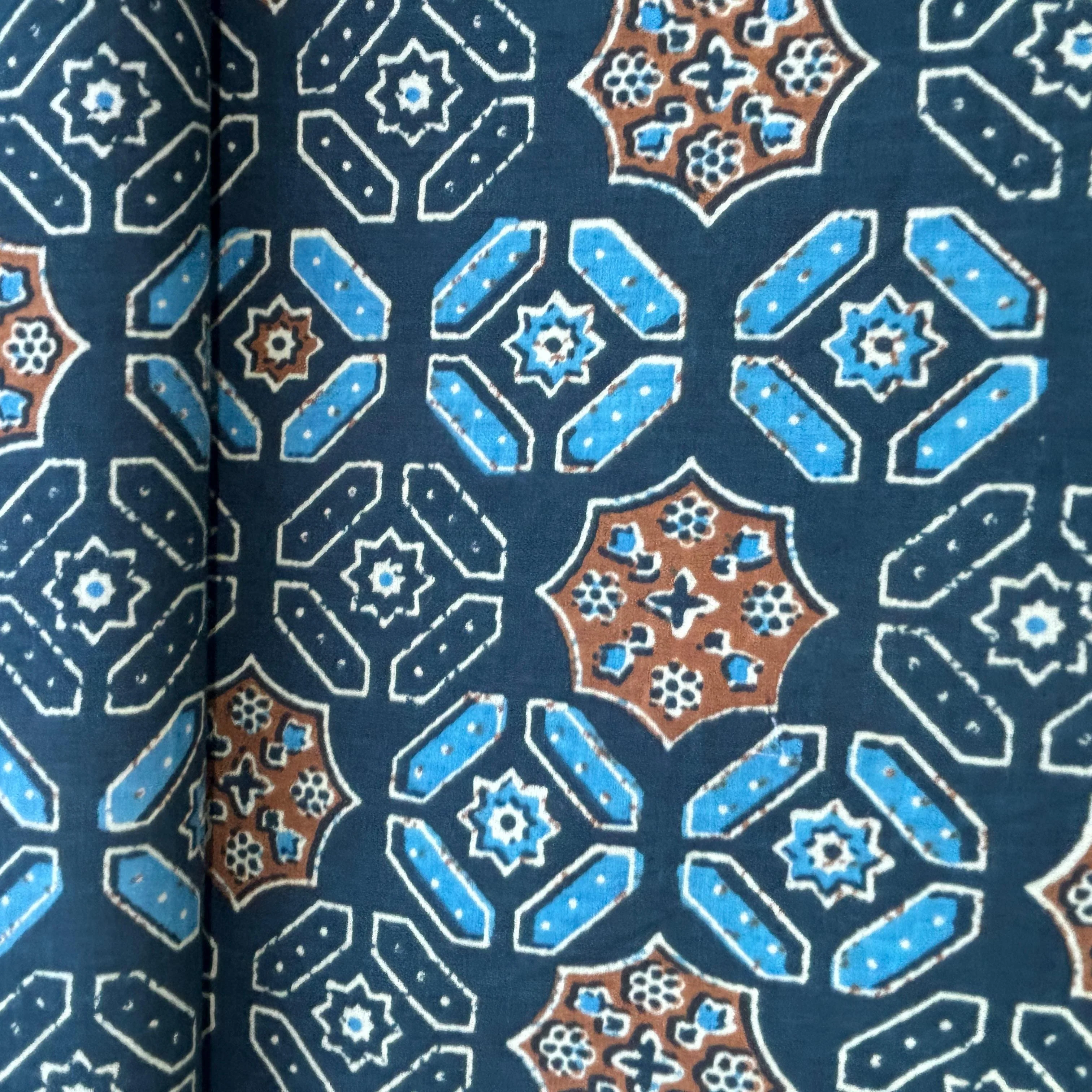 Dark green with mustard Geometrical Cotton Fabric 6945 - Image 3