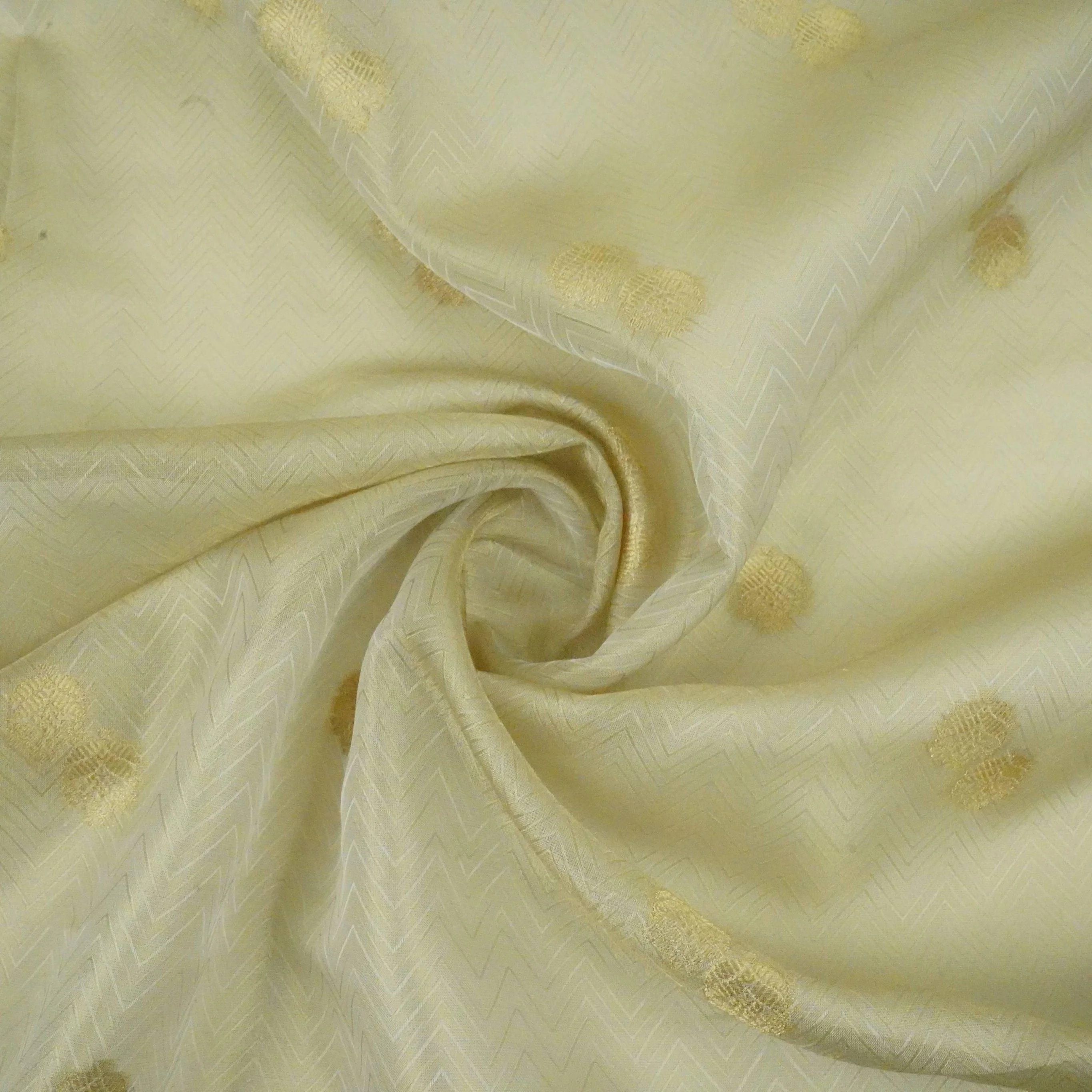 Golden Jaal Kanchi Silk Fabric MTI-31229 - Image 3