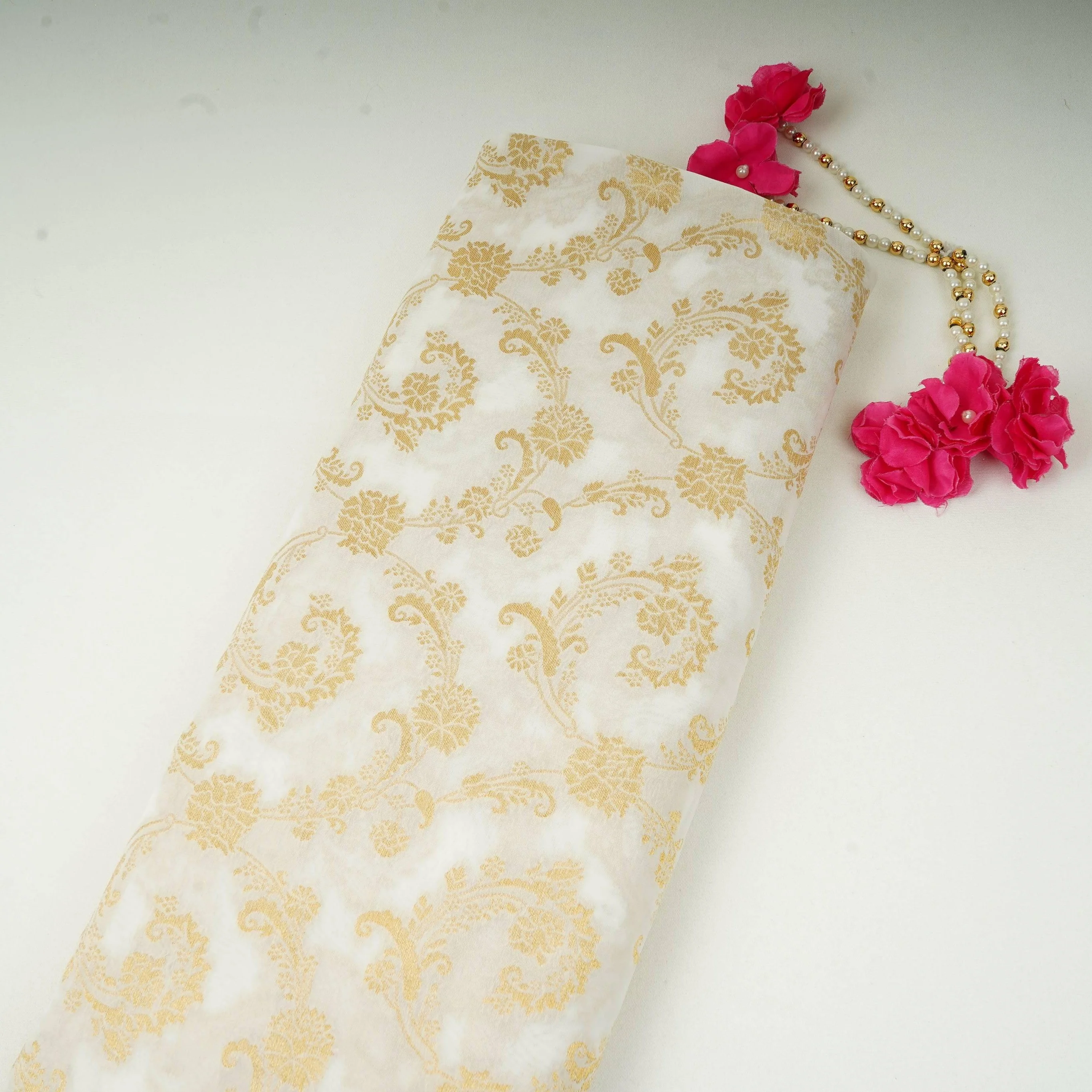 White floral Jaal Georgette Fabric MTI-31222