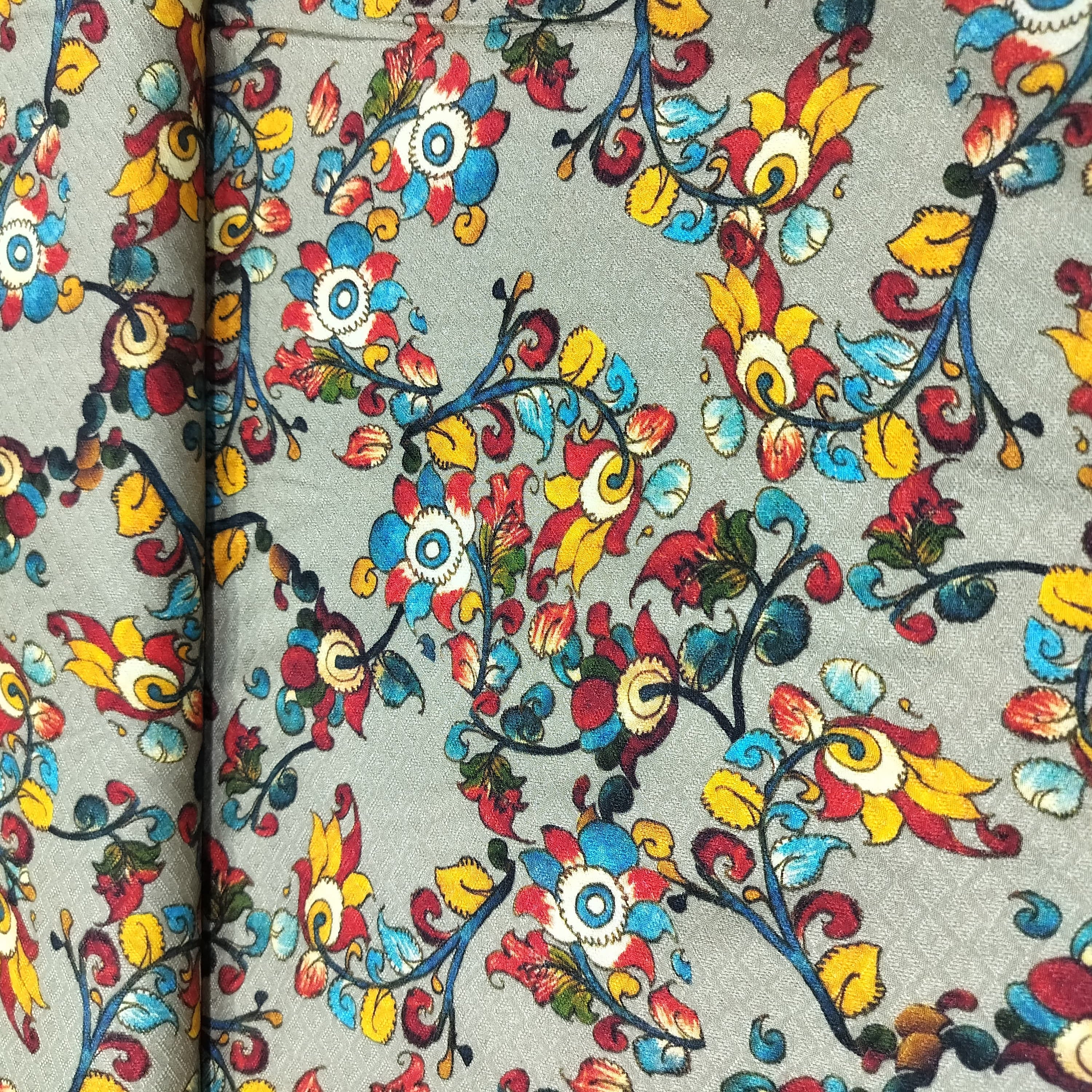 Green Floral Printed Viscose Fabric 4414 - Image 3