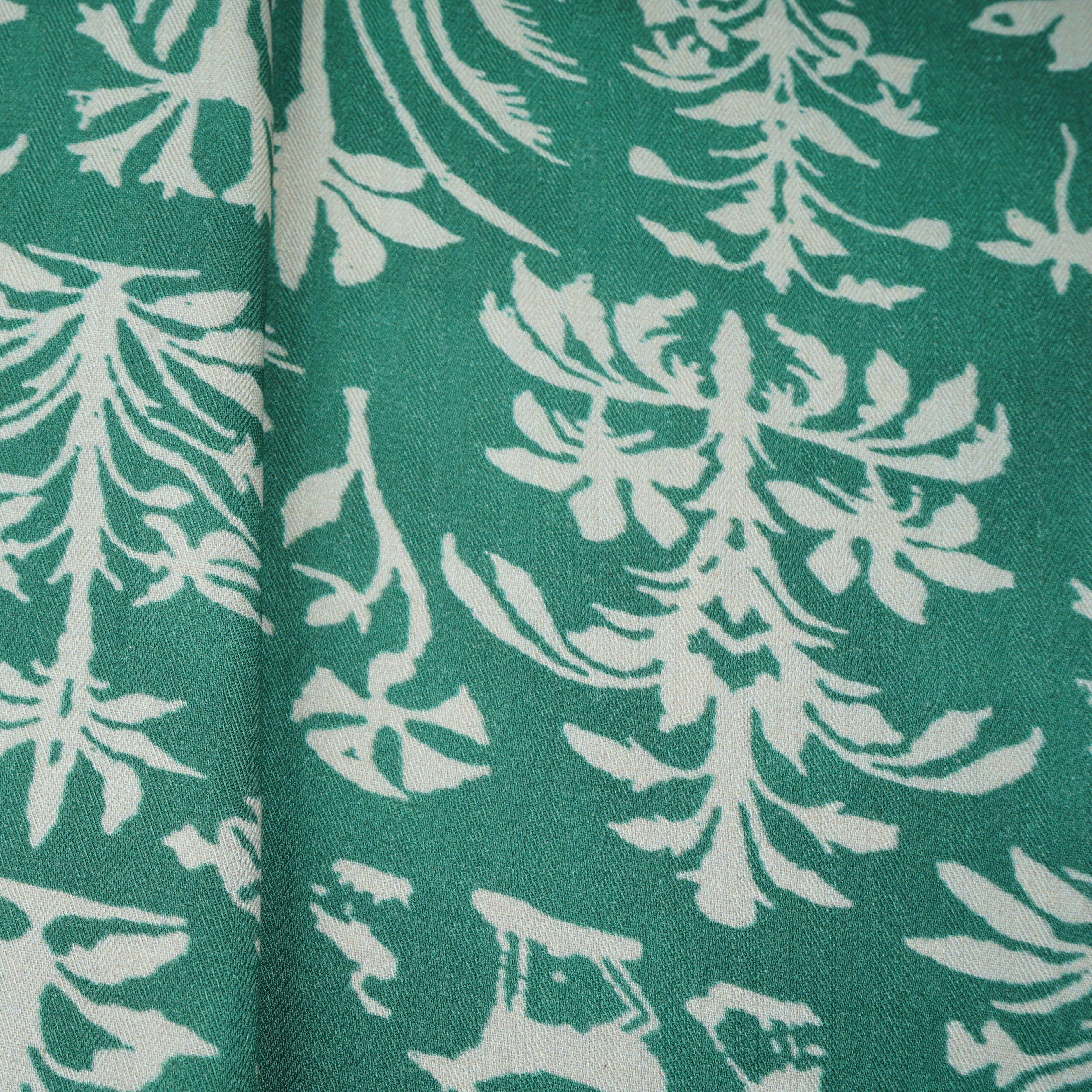 Green Tropical Print Pashmina Fabric 20988 - Image 2