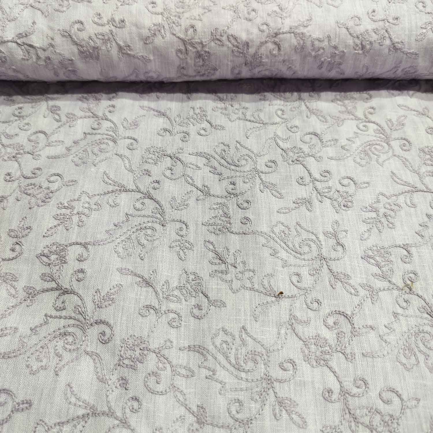 Lavender Floral Thread Embroidery Linen KT-16830 - Image 2