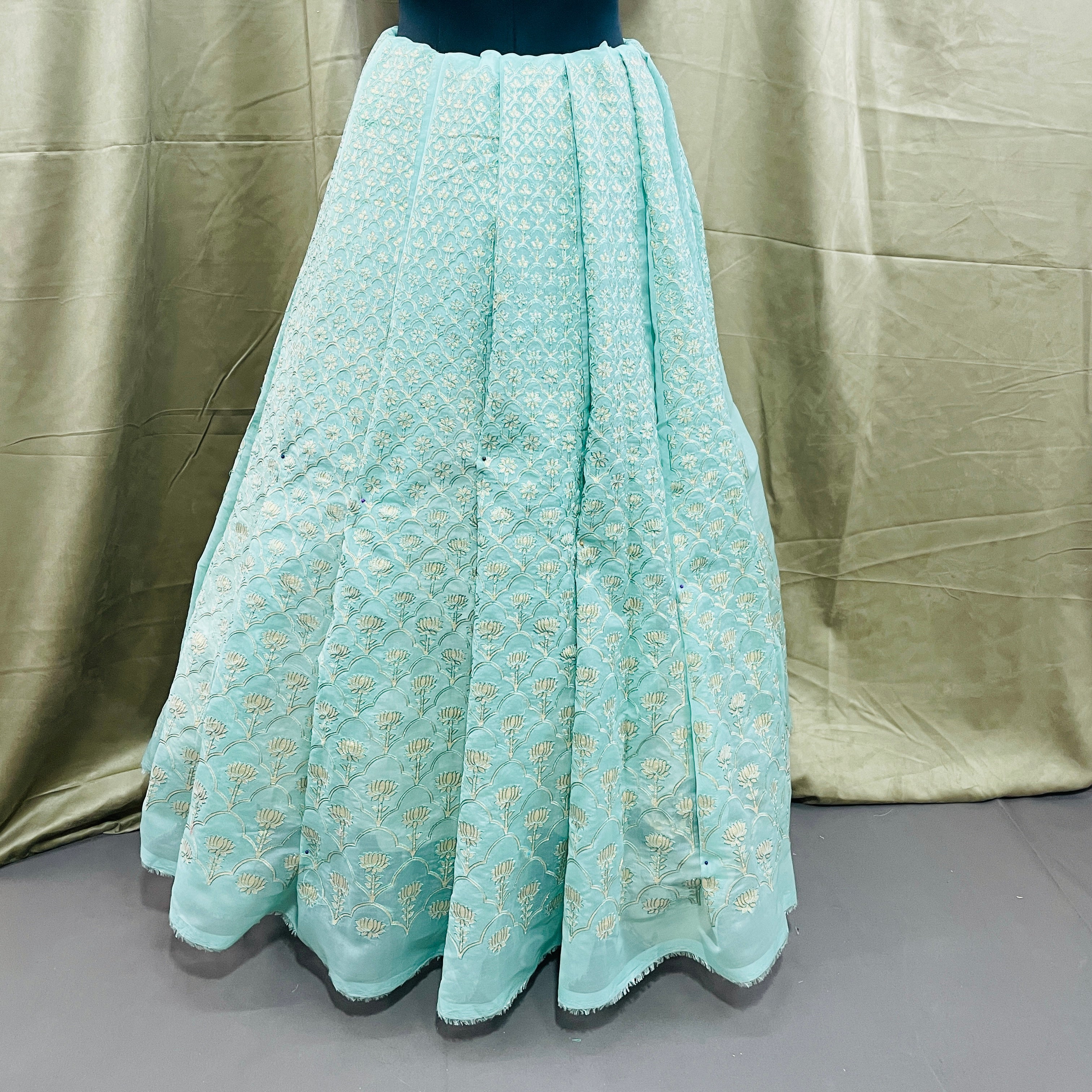 Light Sea Green Floral Sequins Embroidery Organza / 12 Kali - Image 3