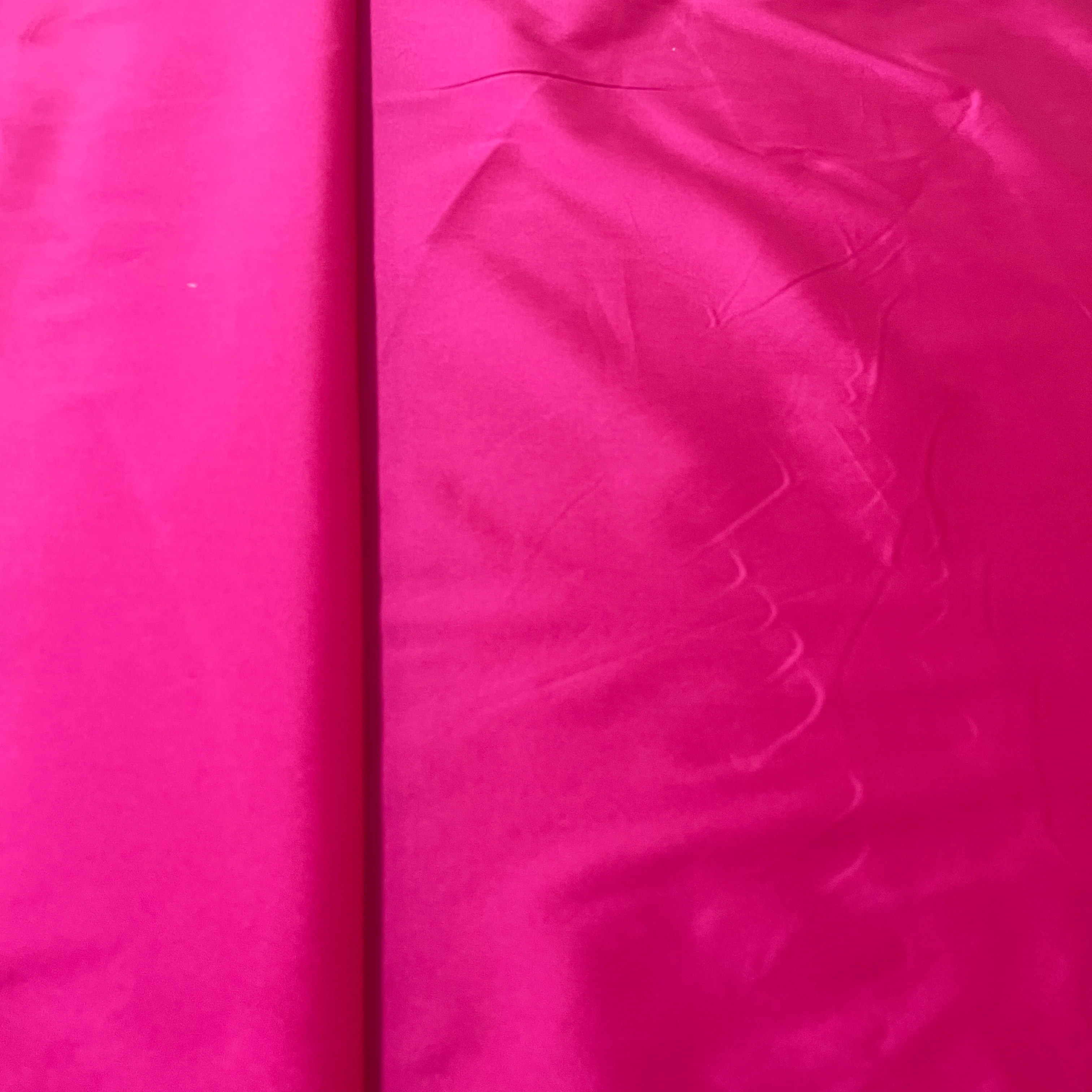 Magenta Solid Silk Taffeta Fabric - Image 3