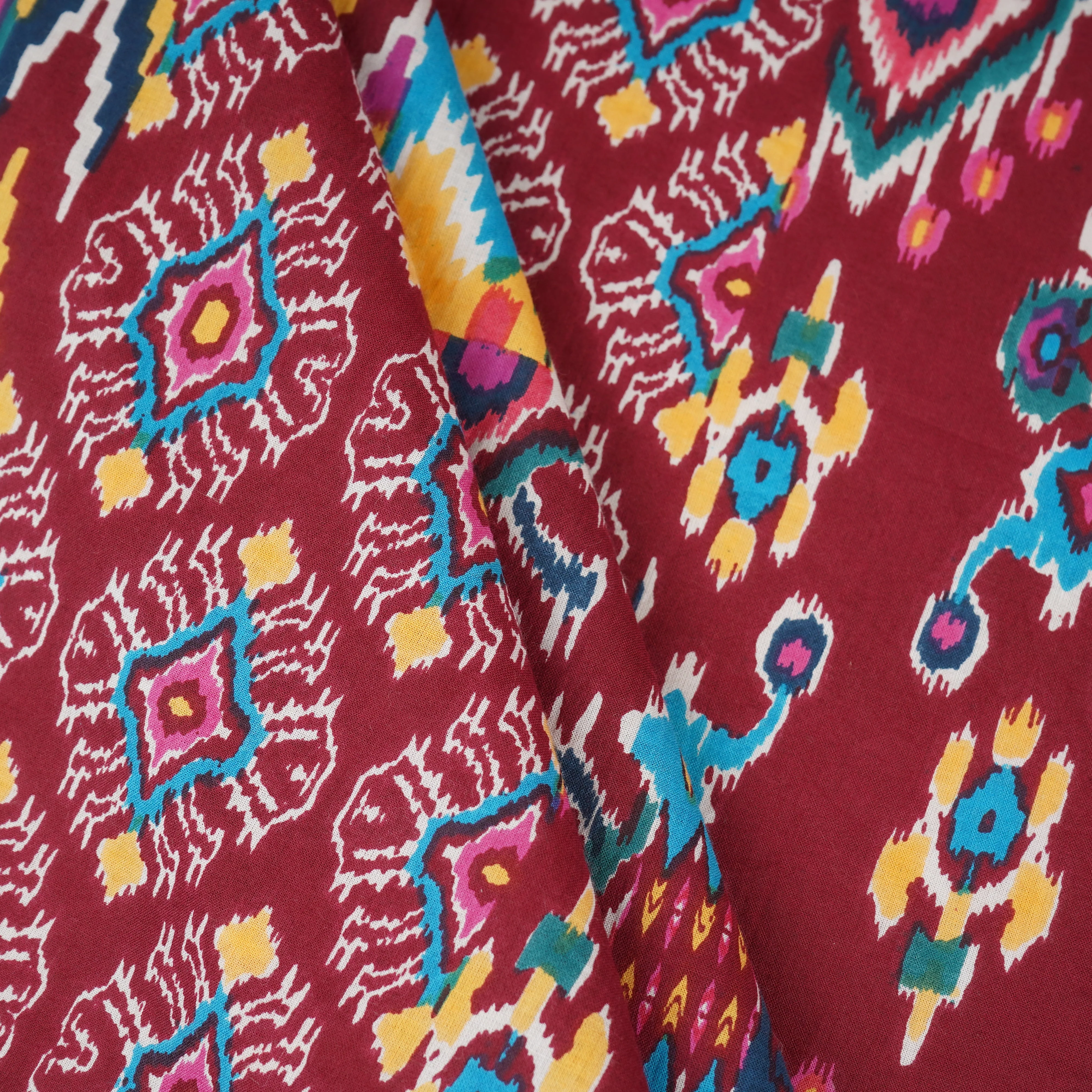 Multicolor Geomatrical Print Cotton Fabric MFR-29834 - Image 4