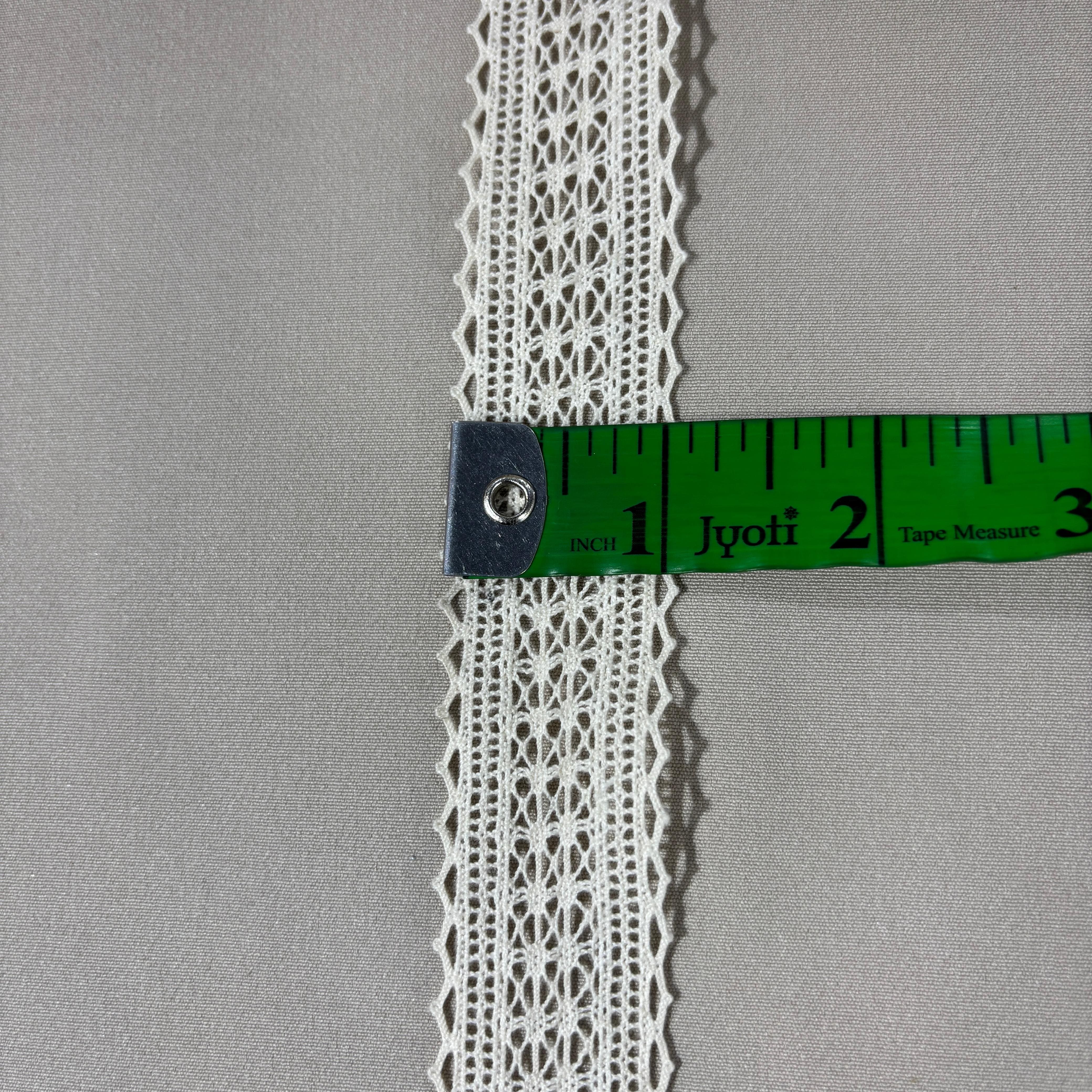 Off Cream Dyeable Cotton Lace 9177 - Image 3