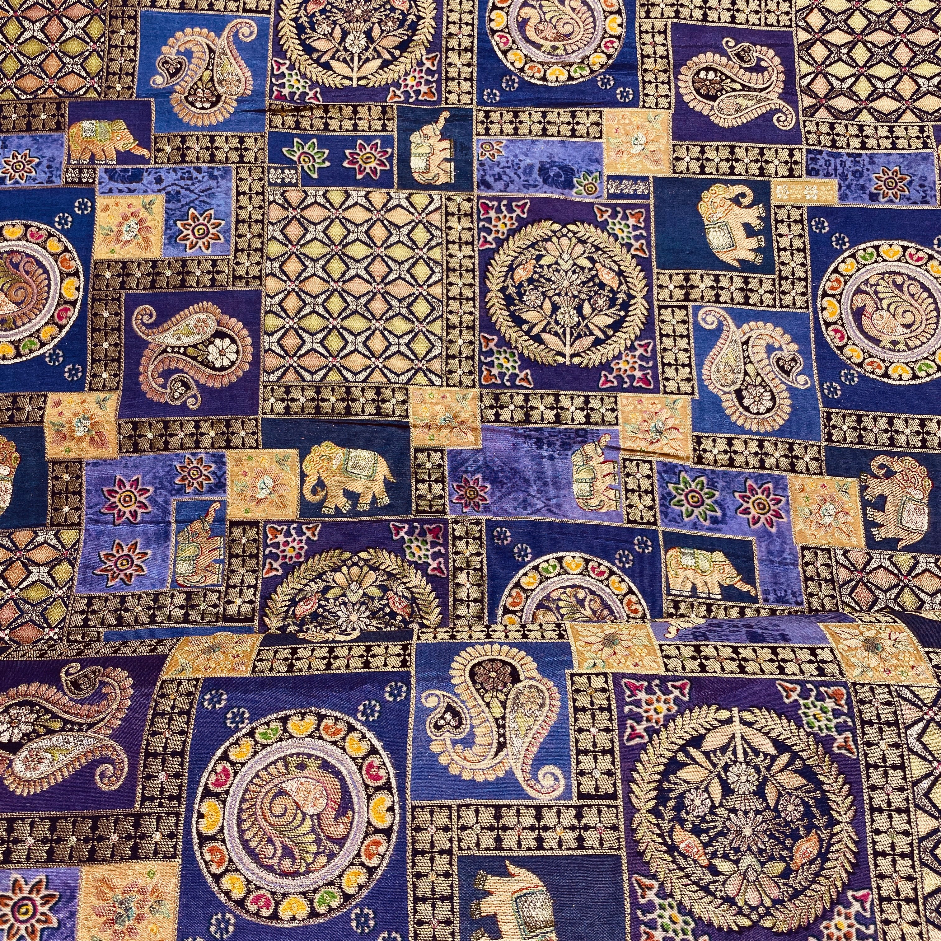 Purple & Multicolor Position Print With Zari Jacquard - Image 2