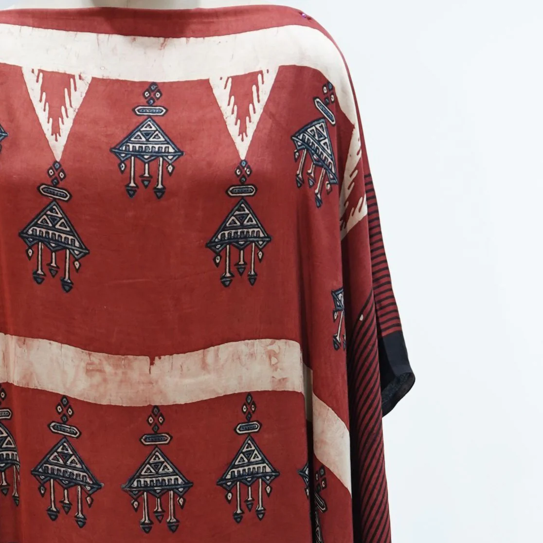 Red Ajrakh print Modal Silk Kaftan EEG-31621 - Image 3