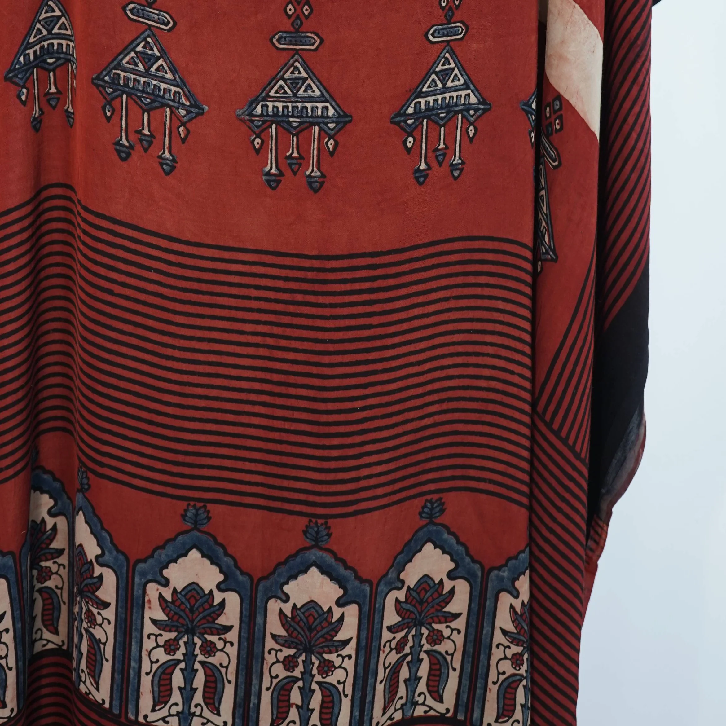 Red Ajrakh print Modal Silk Kaftan EEG-31621 - Image 5