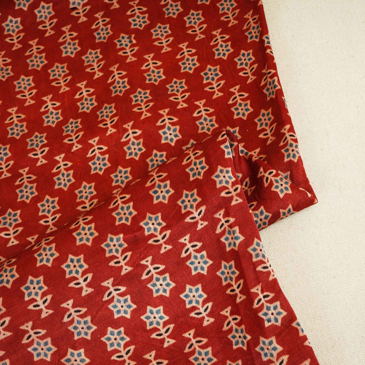 Red Floral Print Mashru Silk Fabric EEG-28365 - Image 2