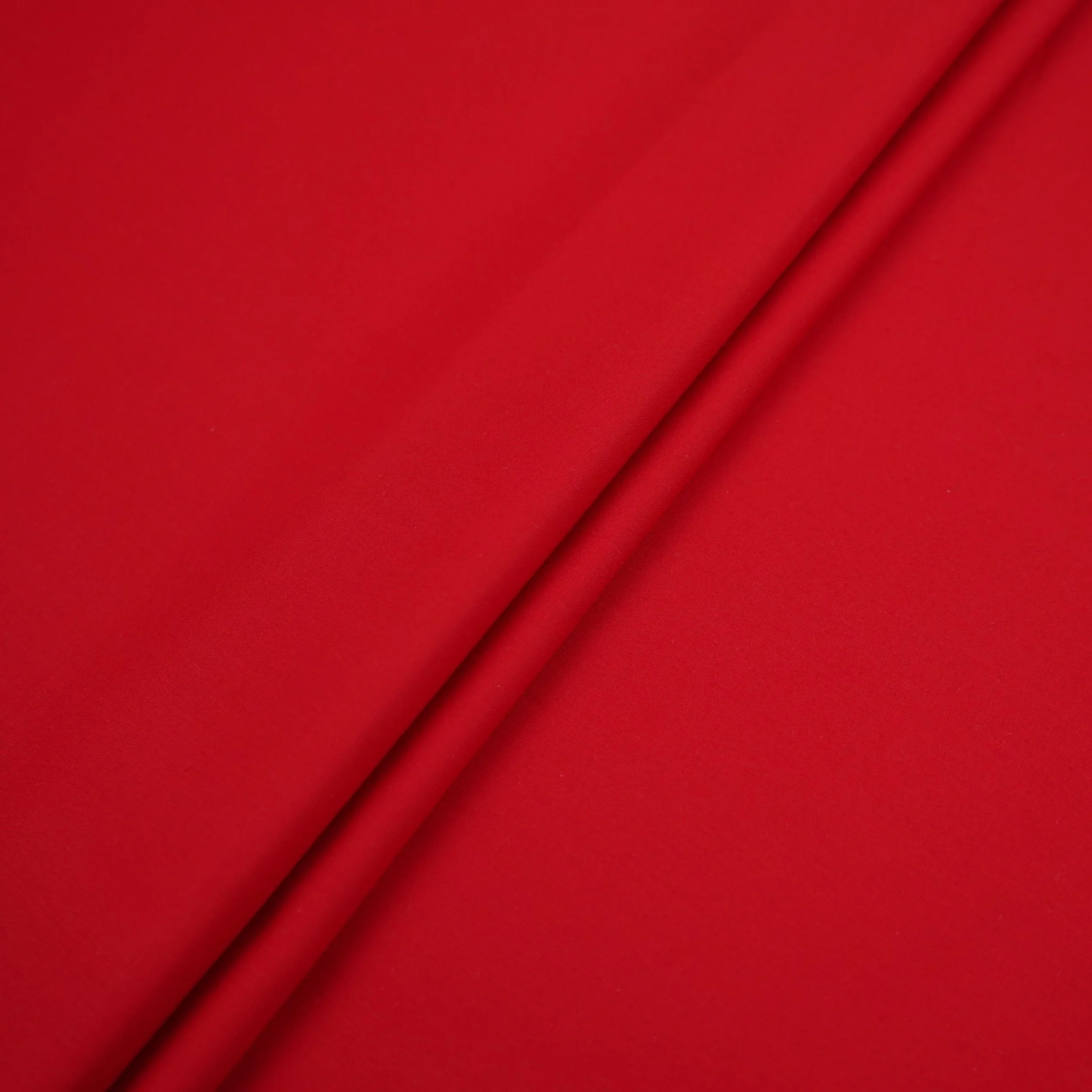 Red Solid Lizzy Bizzy Fabric RTL-31450 - Image 4