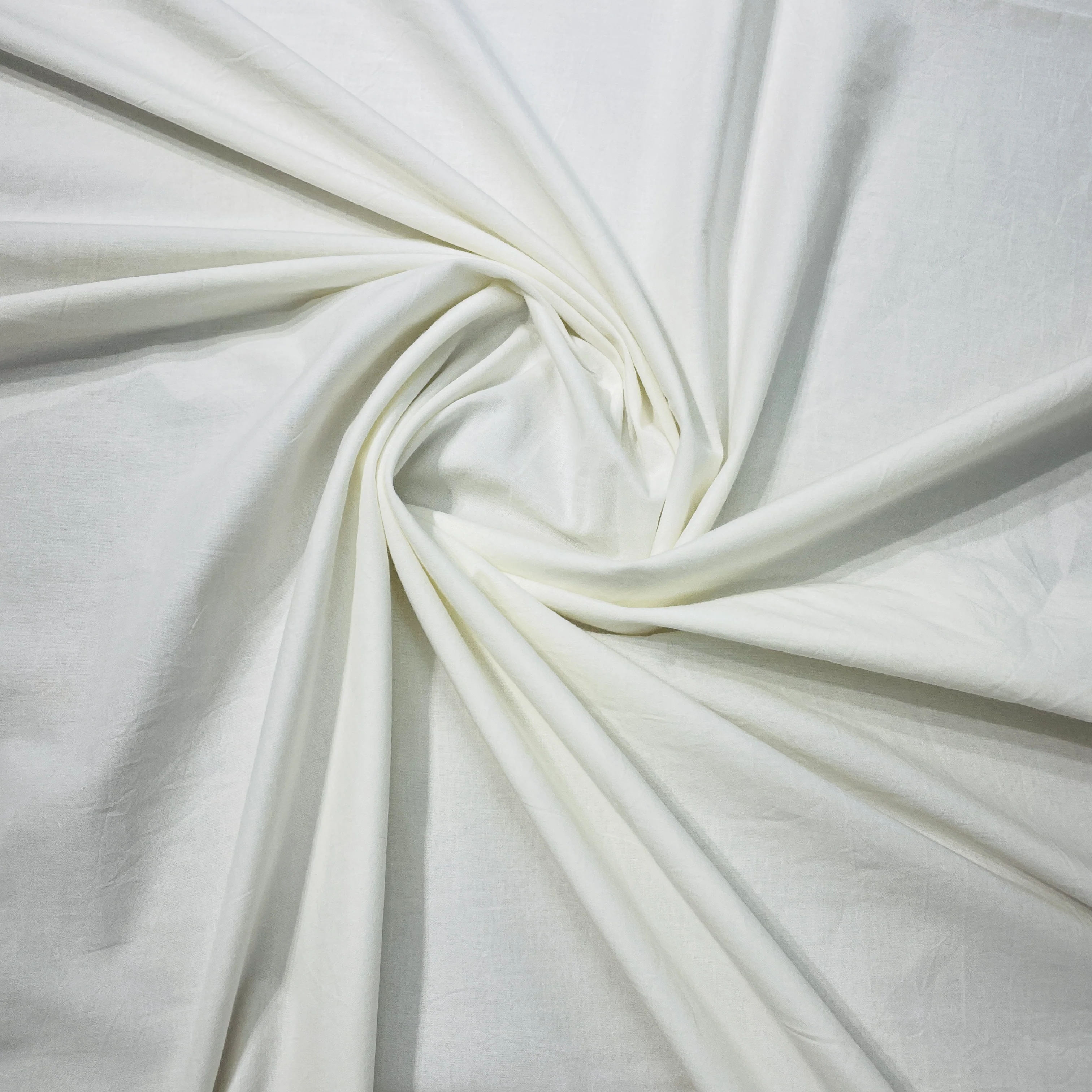 Rfd     White Solid Cotton Cambric Fabric