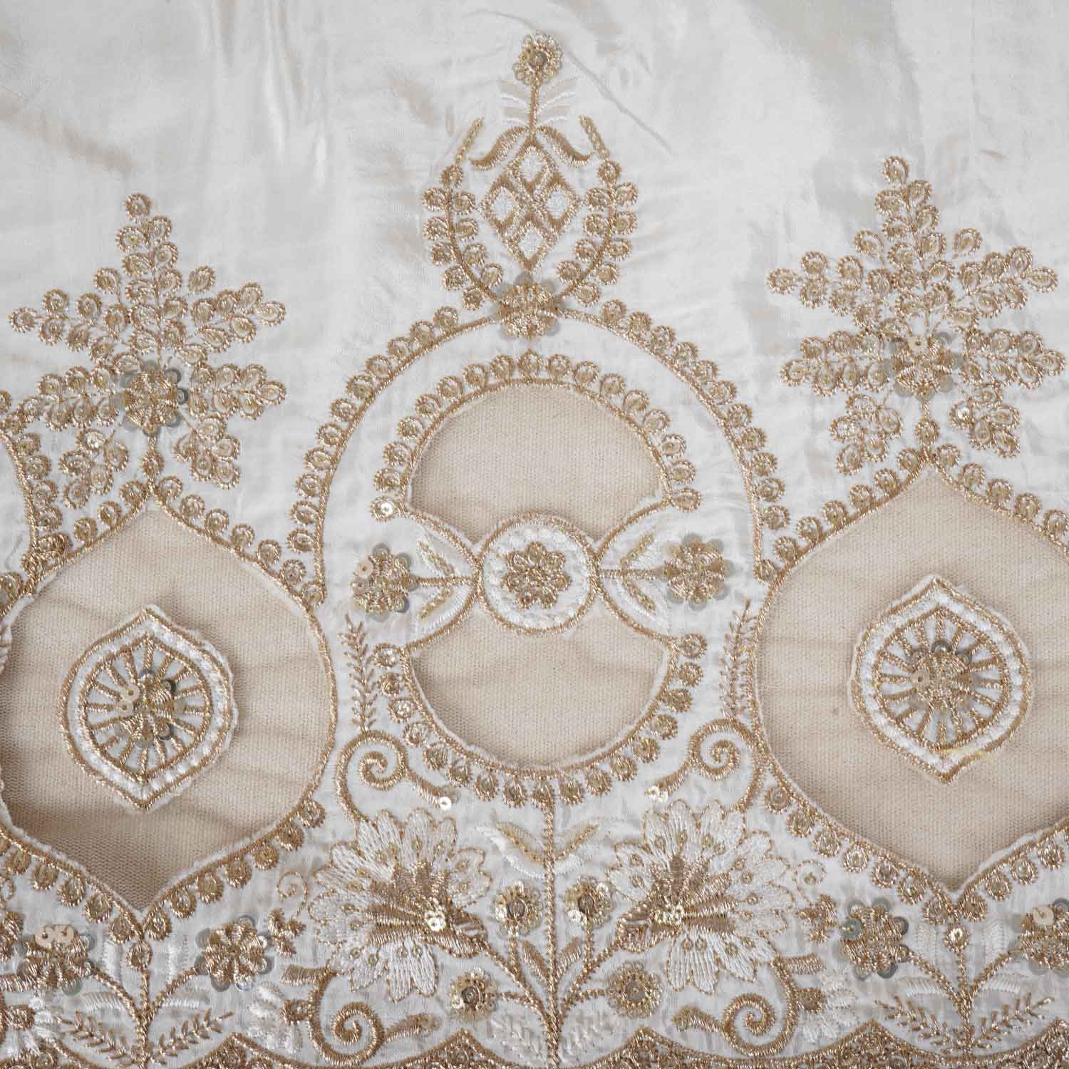 White Dyeable Applique Work Crepe Fabric SC-27903 - Image 4